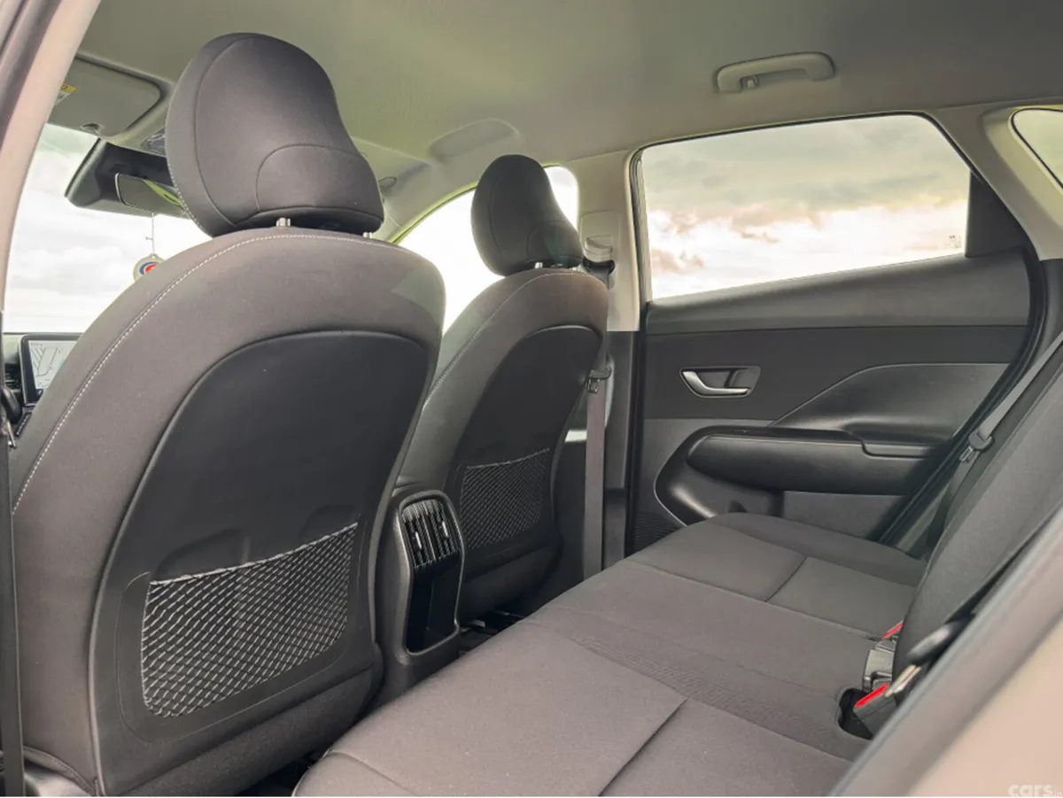 Hyundai KONA MPV, Petrol, 2024, Grey