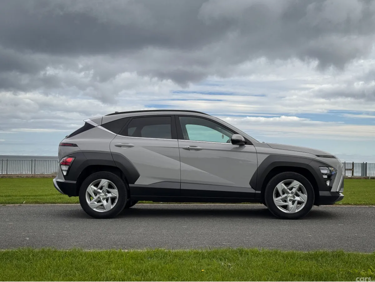 Hyundai KONA MPV, Petrol, 2024, Grey