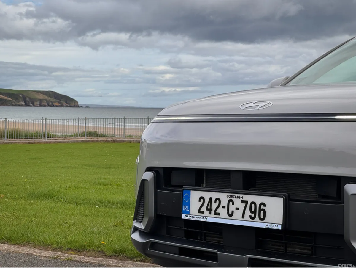 Hyundai KONA MPV, Petrol, 2024, Grey