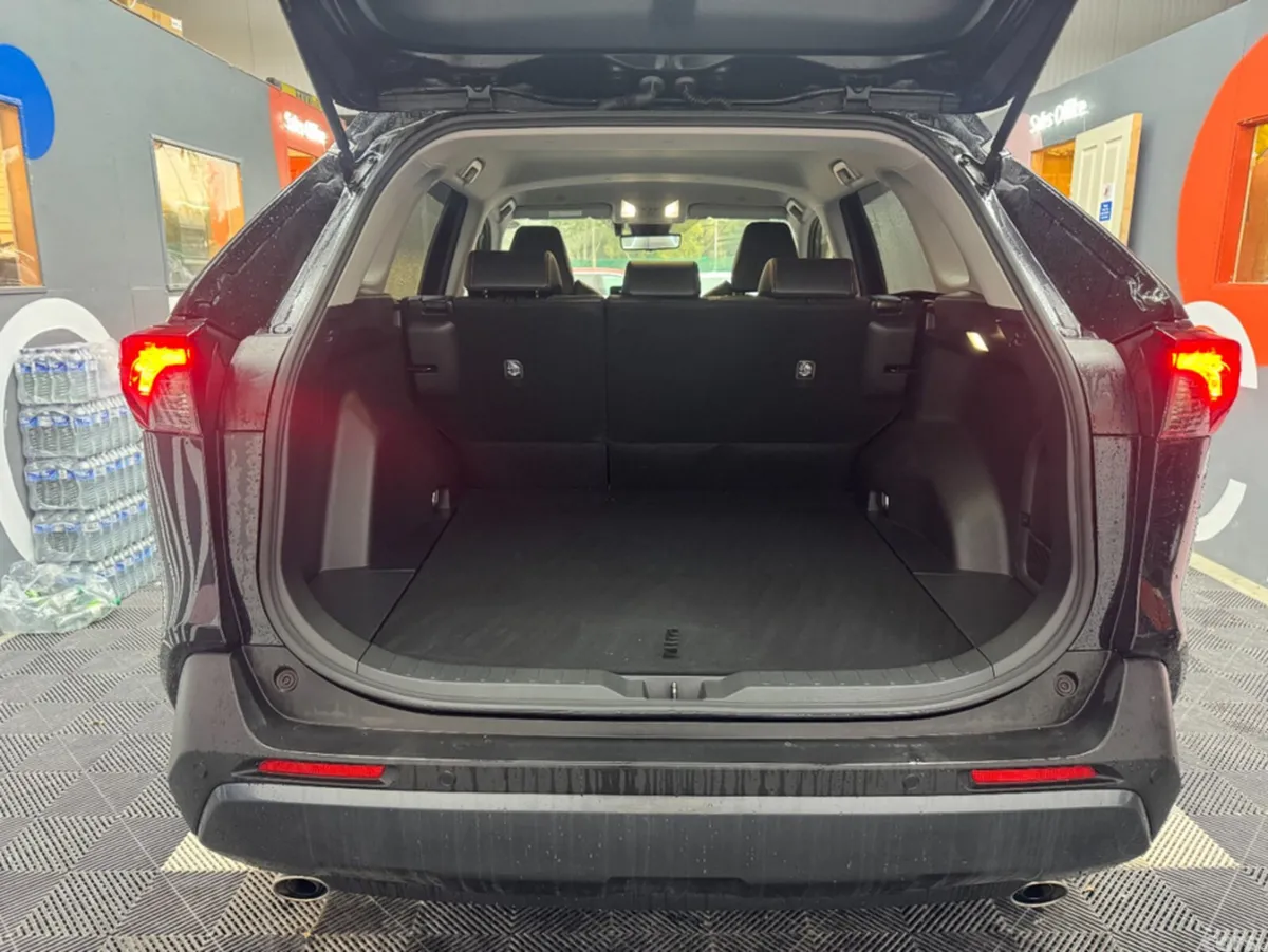 Toyota RAV4 SUV, Petrol Hybrid, 2024, Black