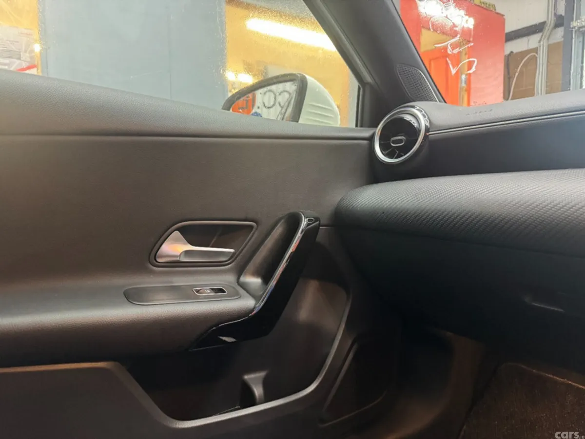 Mercedes-Benz A-Class Hatchback, Petrol, 2019, White