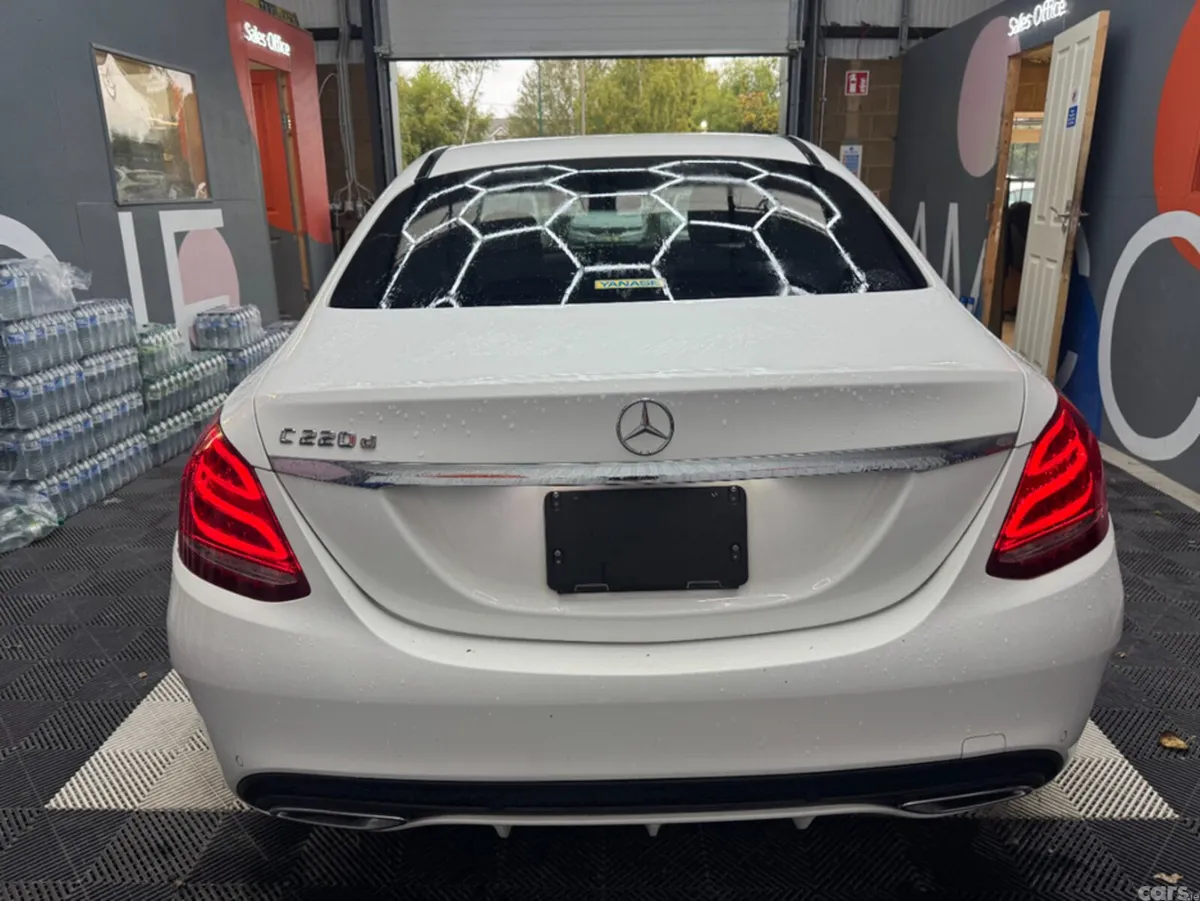 Mercedes-Benz C-Class Saloon, Petrol, 2016, White