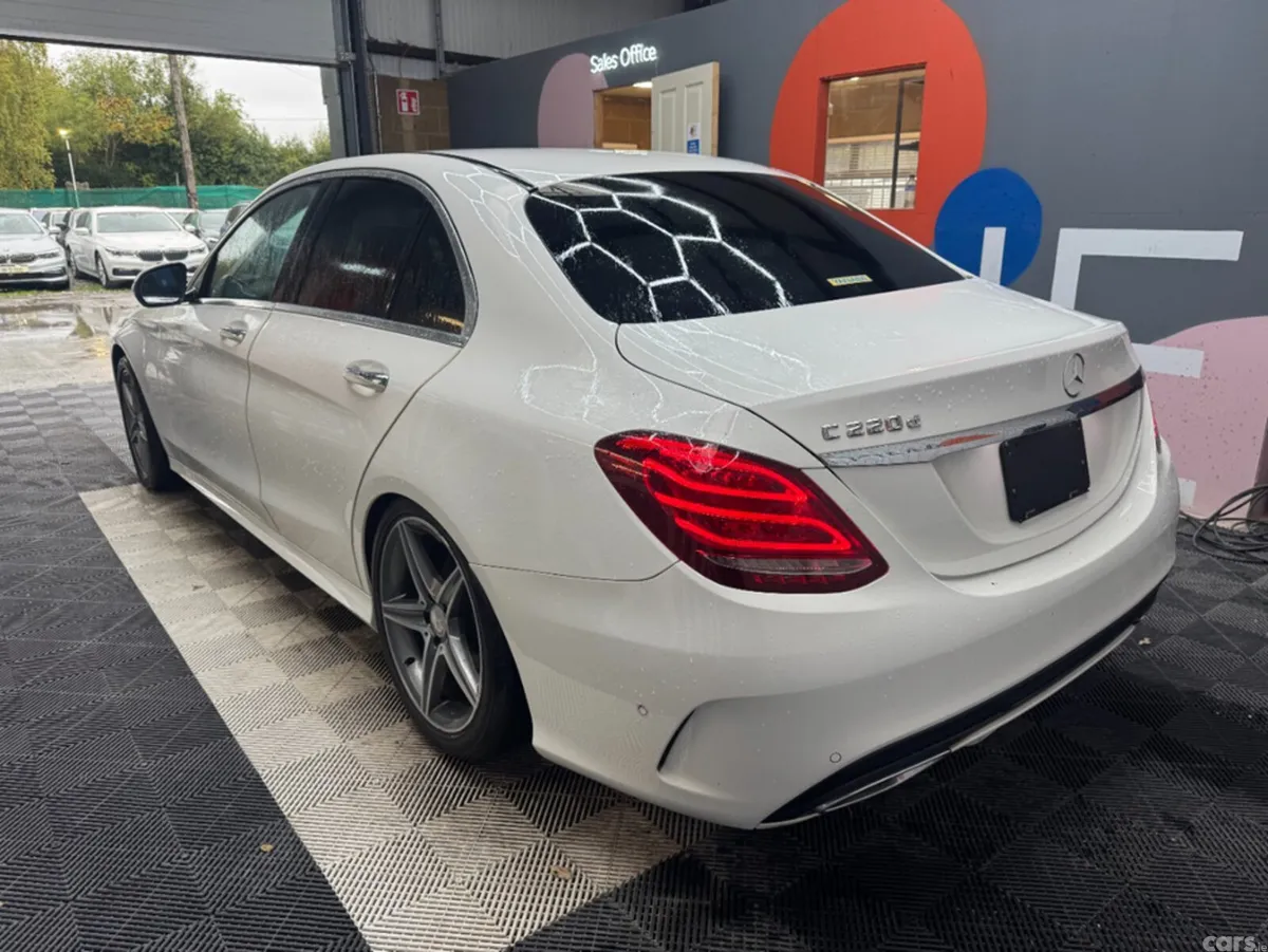 Mercedes-Benz C-Class Saloon, Petrol, 2016, White