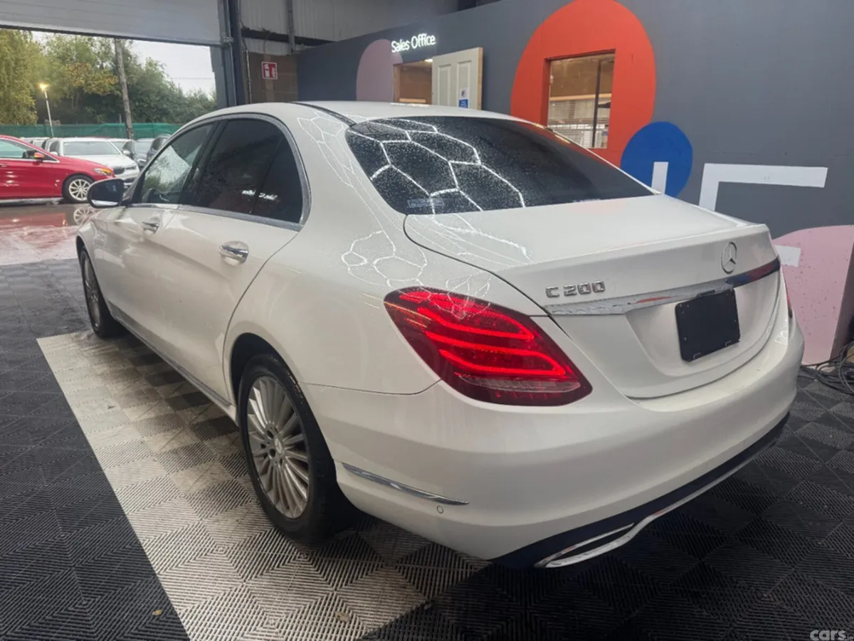 Mercedes-Benz C-Class Saloon, Petrol, 2015, White