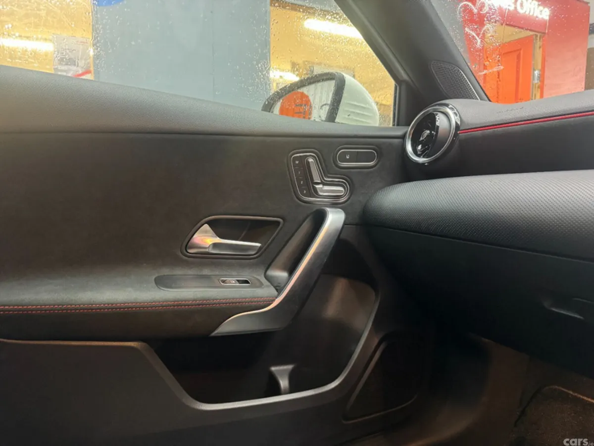Mercedes-Benz A-Class Hatchback, Petrol, 2019, White