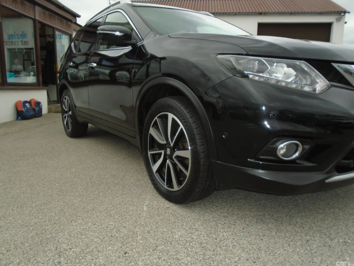 Nissan X-Trail Estate, Diesel, 2016, Black