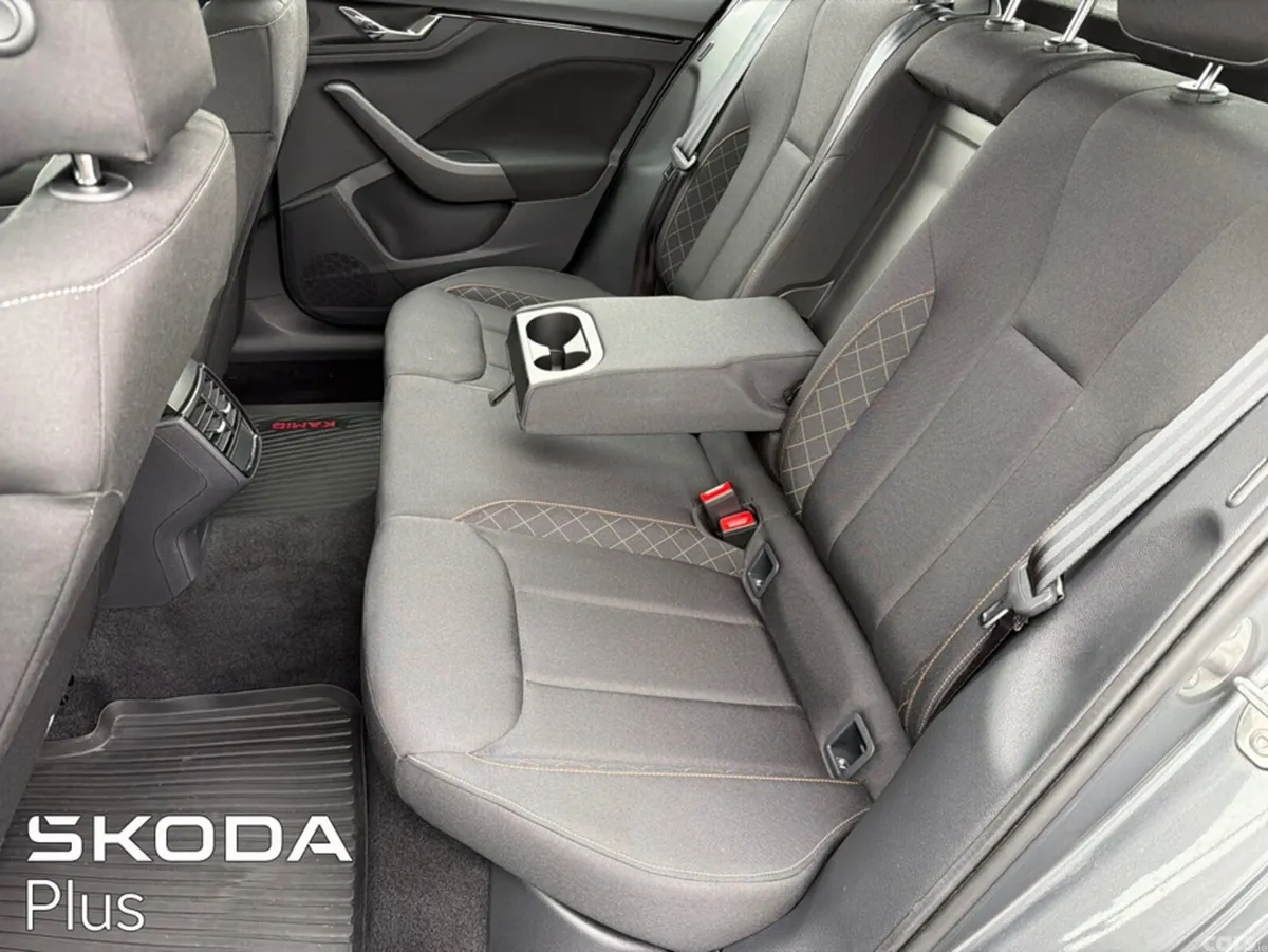 Skoda Kamiq Hatchback, Petrol, 2024, Grey