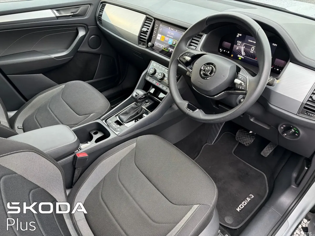 Skoda Kodiaq Estate, Diesel, 2023, Grey