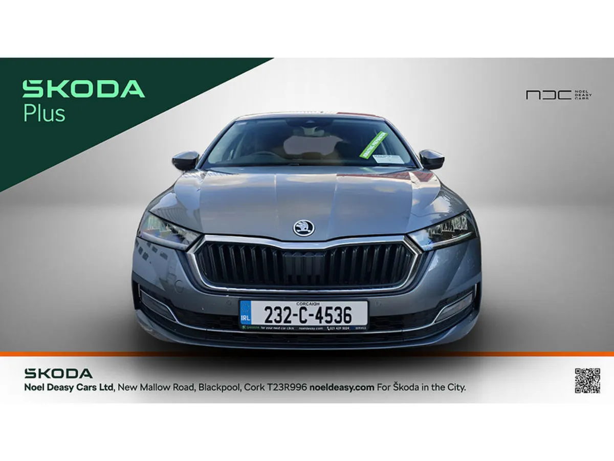 Skoda Octavia Saloon, Diesel, 2023, Grey