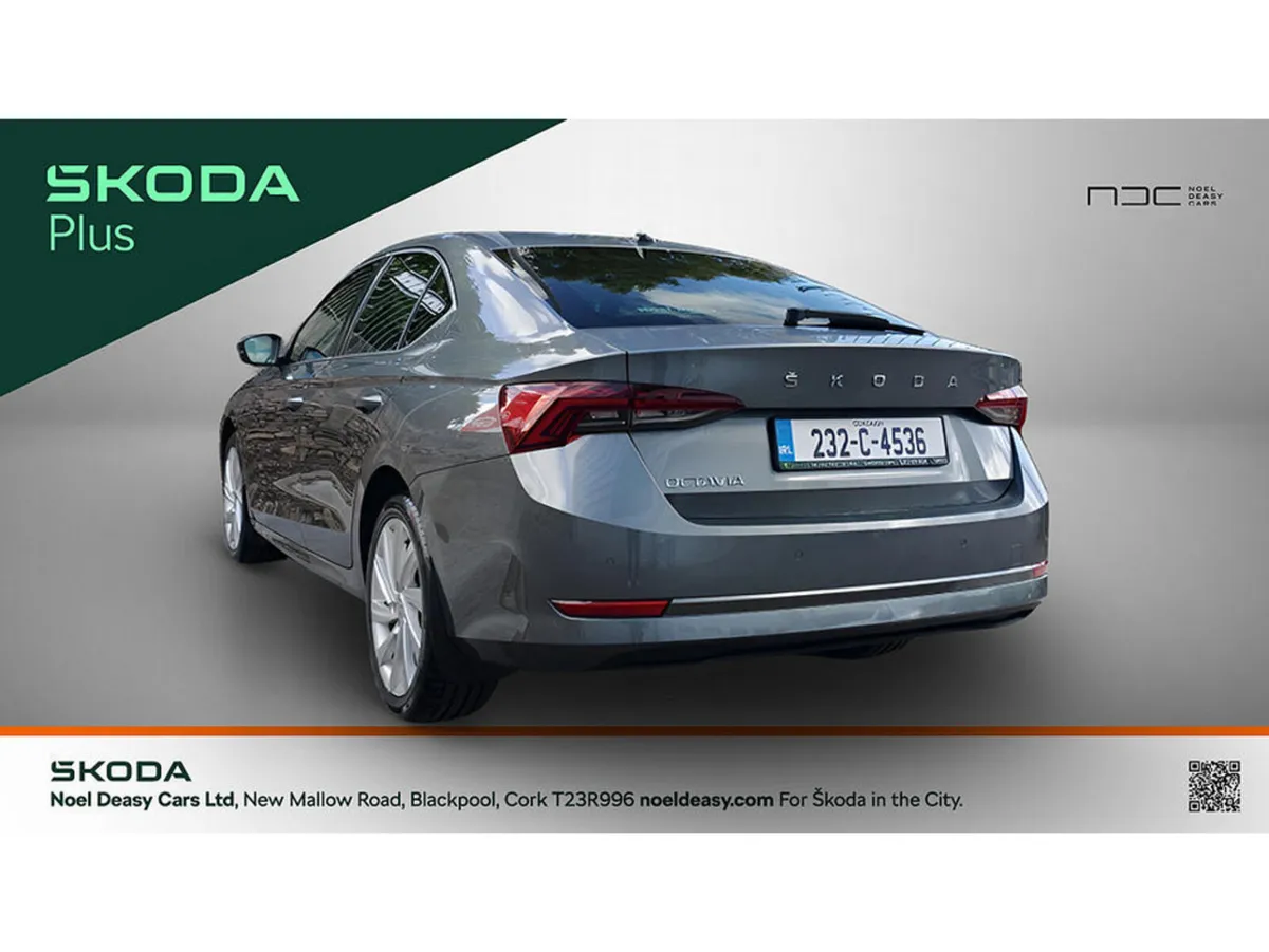 Skoda Octavia Saloon, Diesel, 2023, Grey