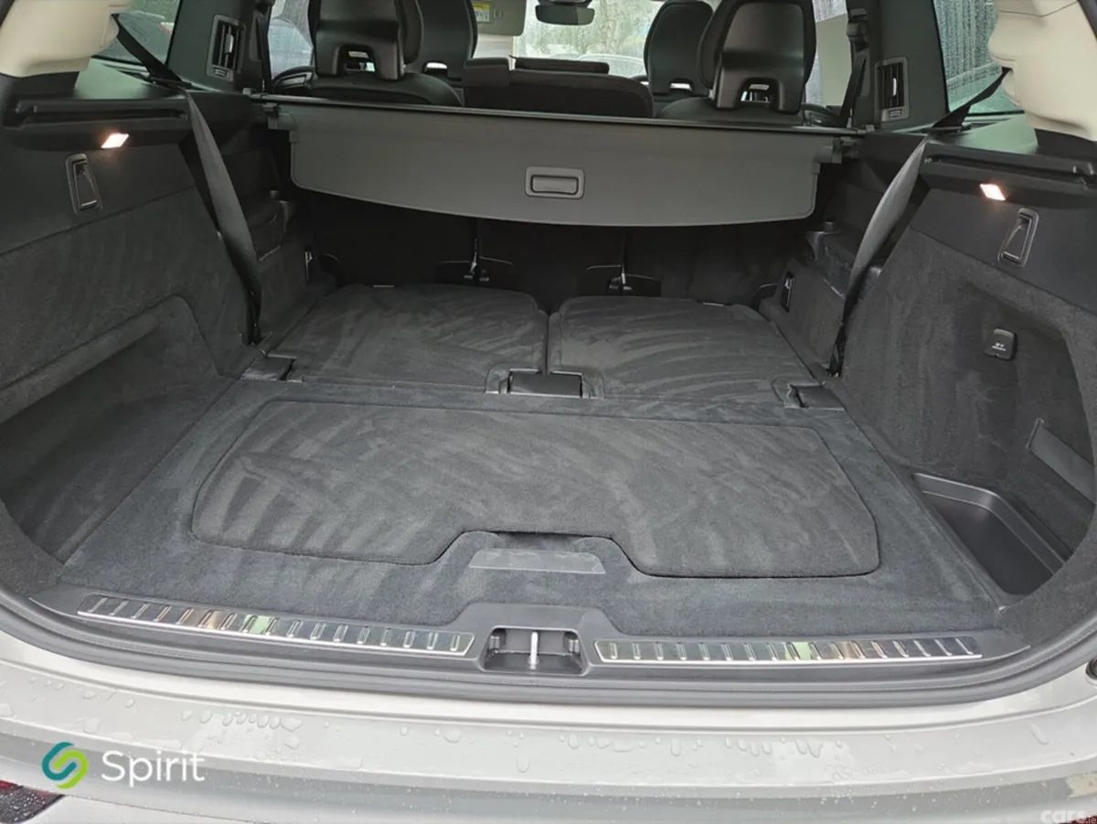 Volvo XC90 SUV, Petrol Plug-in Hybrid, 2025, Silver