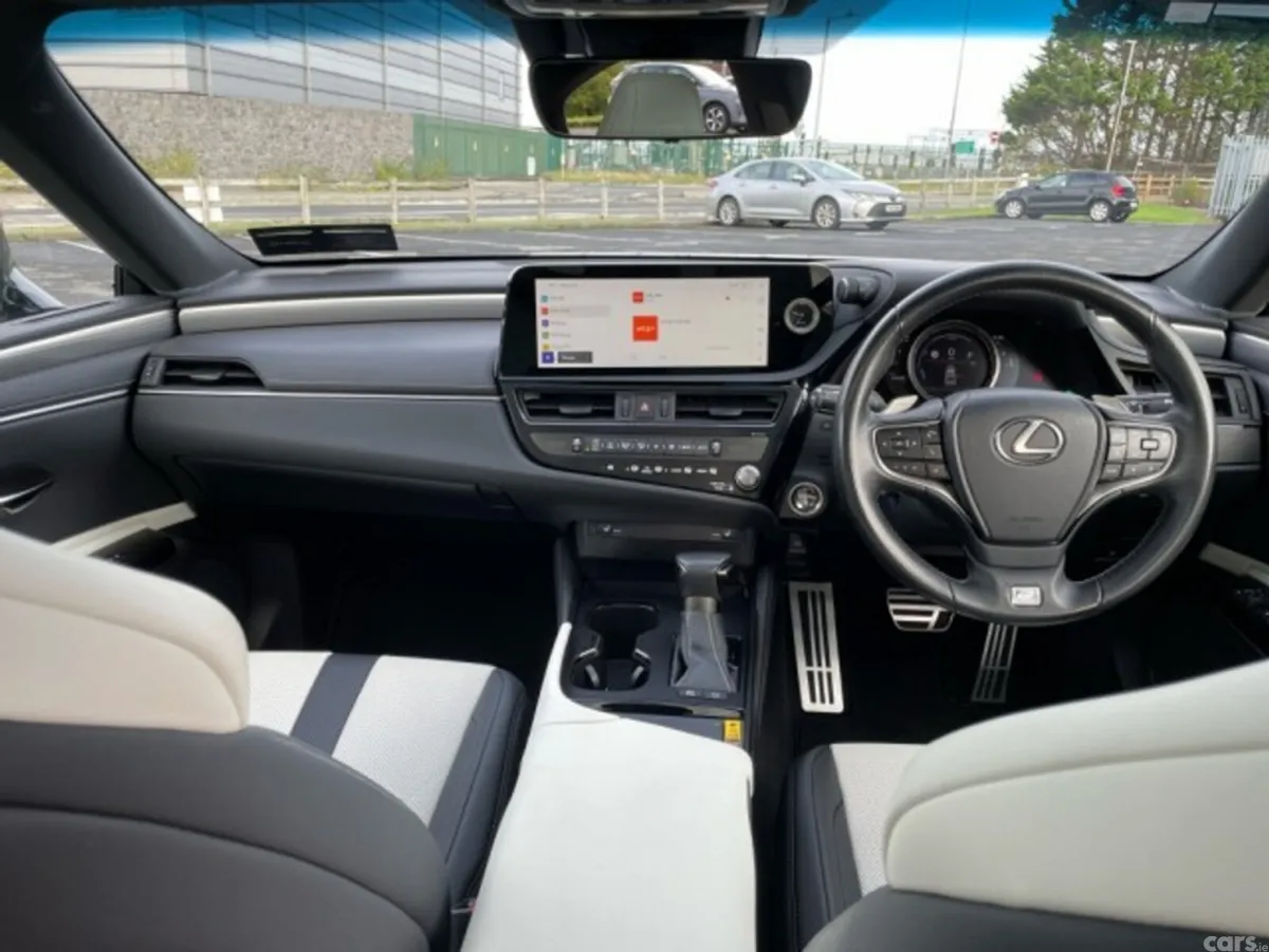 Lexus ES Saloon, Petrol Hybrid, 2024, Blue