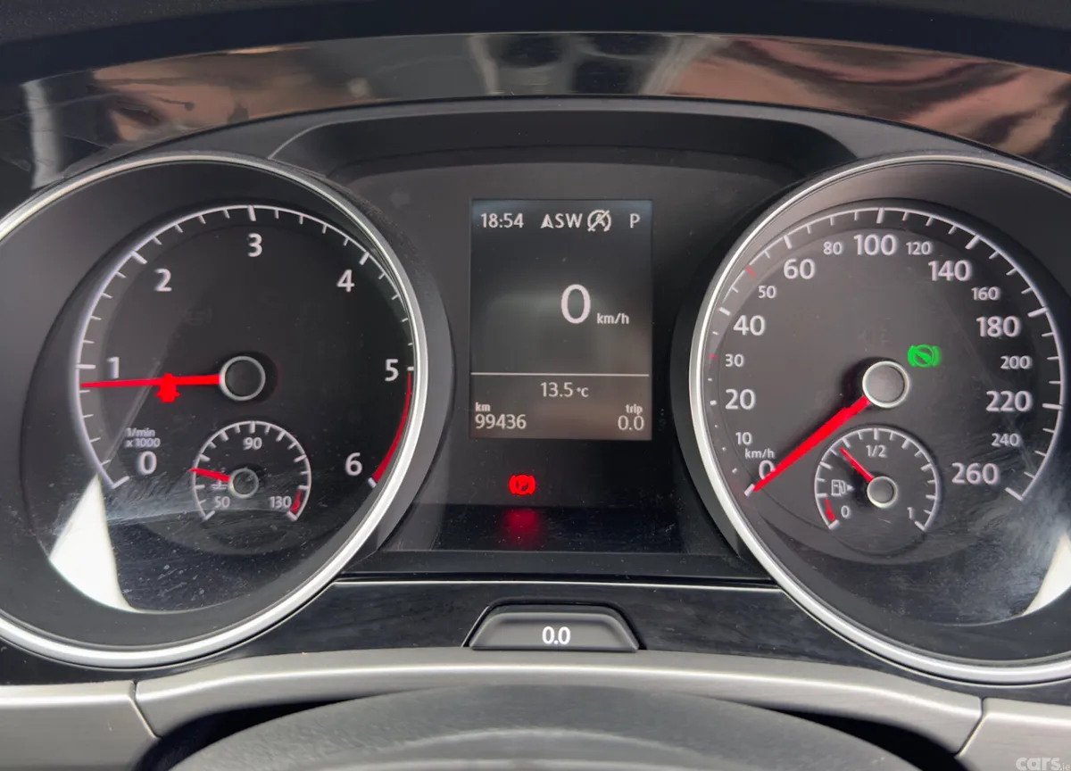 Volkswagen Touran SUV, Diesel, 2019, Black