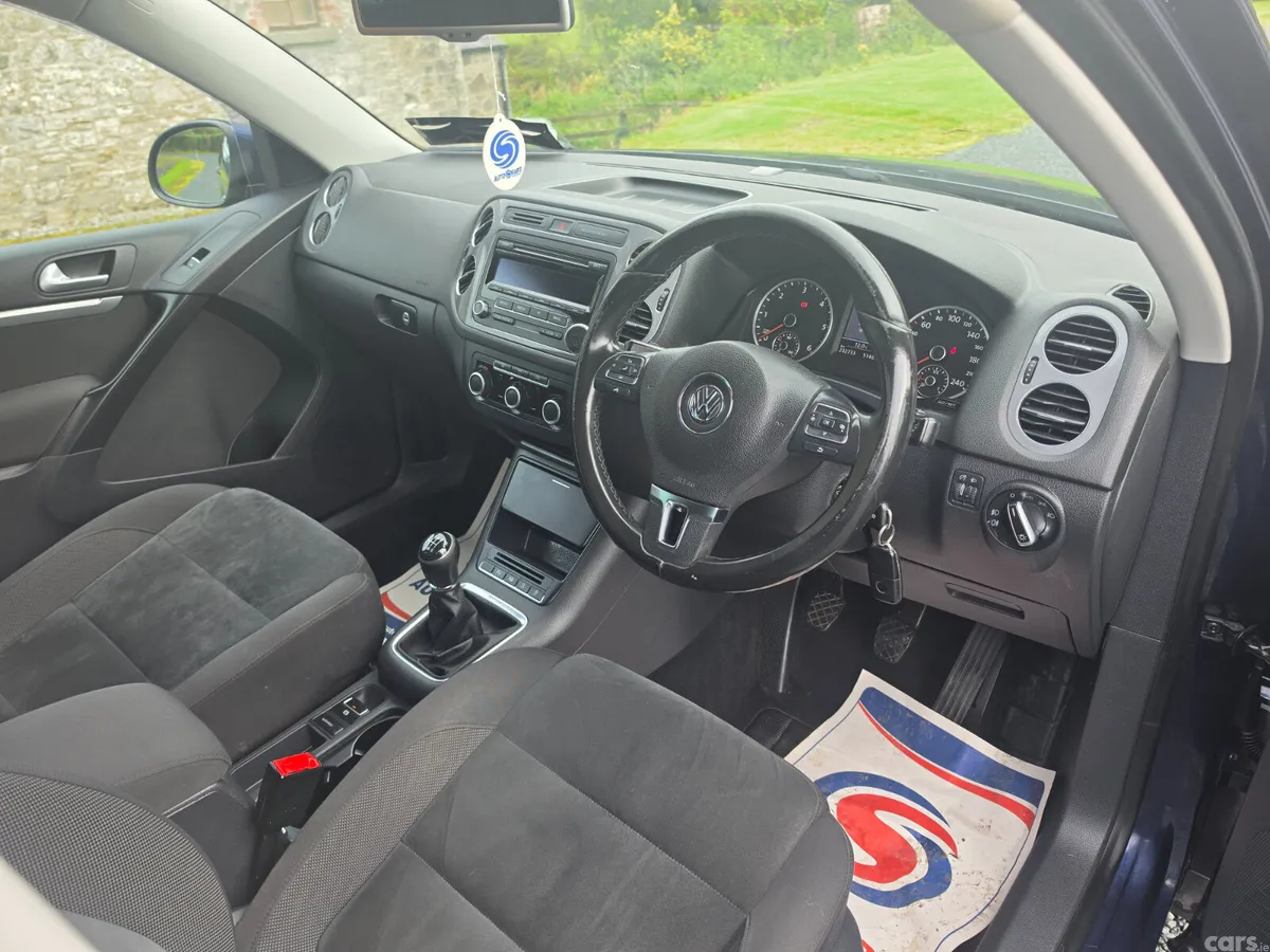 Volkswagen Tiguan SUV, Diesel, 2014, Blue