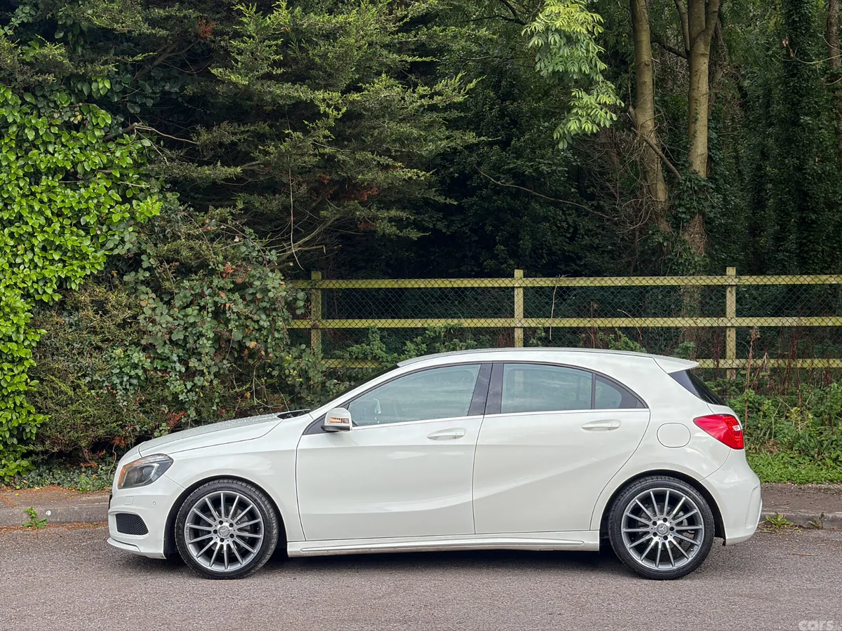 Mercedes-Benz A-Class Hatchback, Petrol, 2014, White