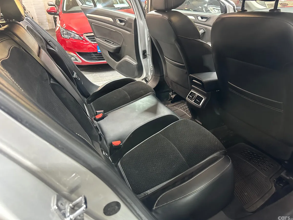 Renault Megane Estate, Diesel, 2017, Grey