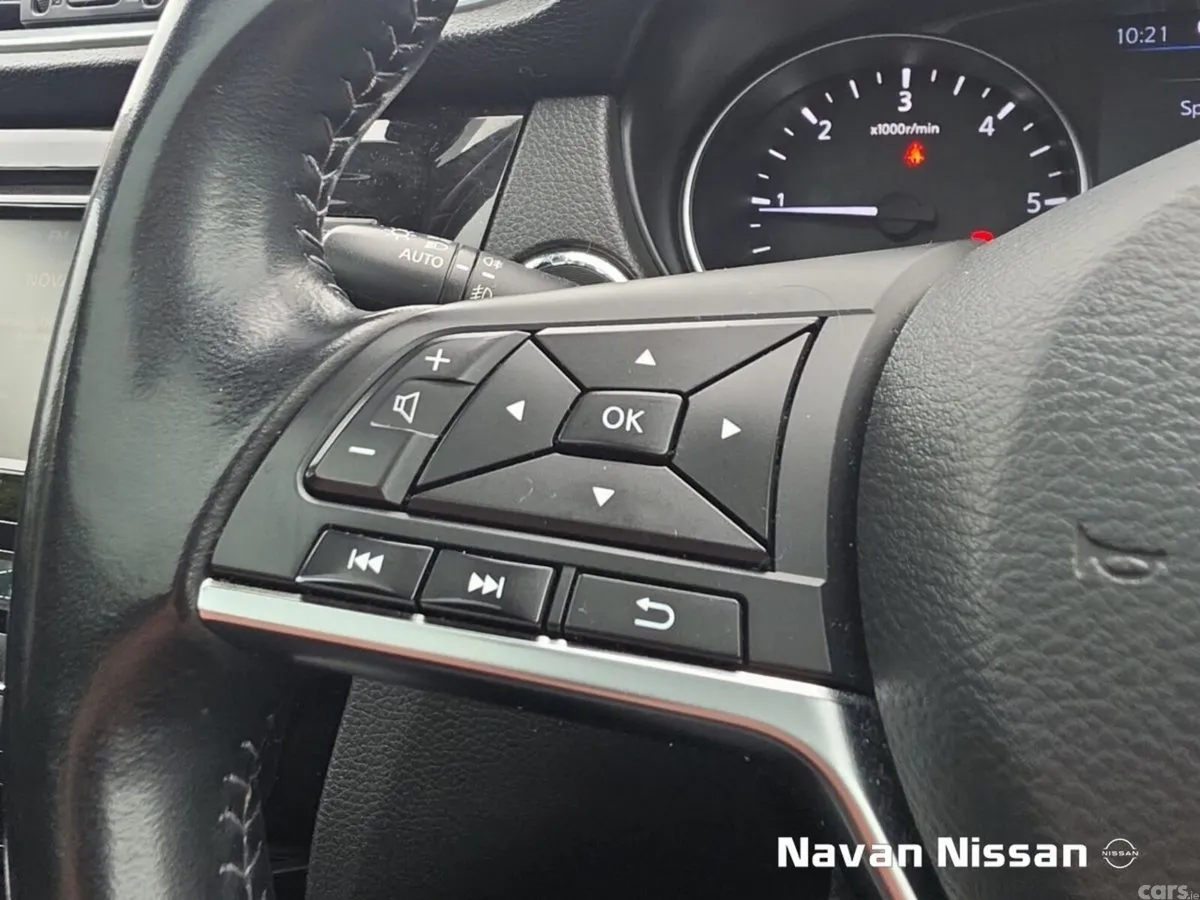 Nissan Qashqai MPV, Diesel, 2019, White
