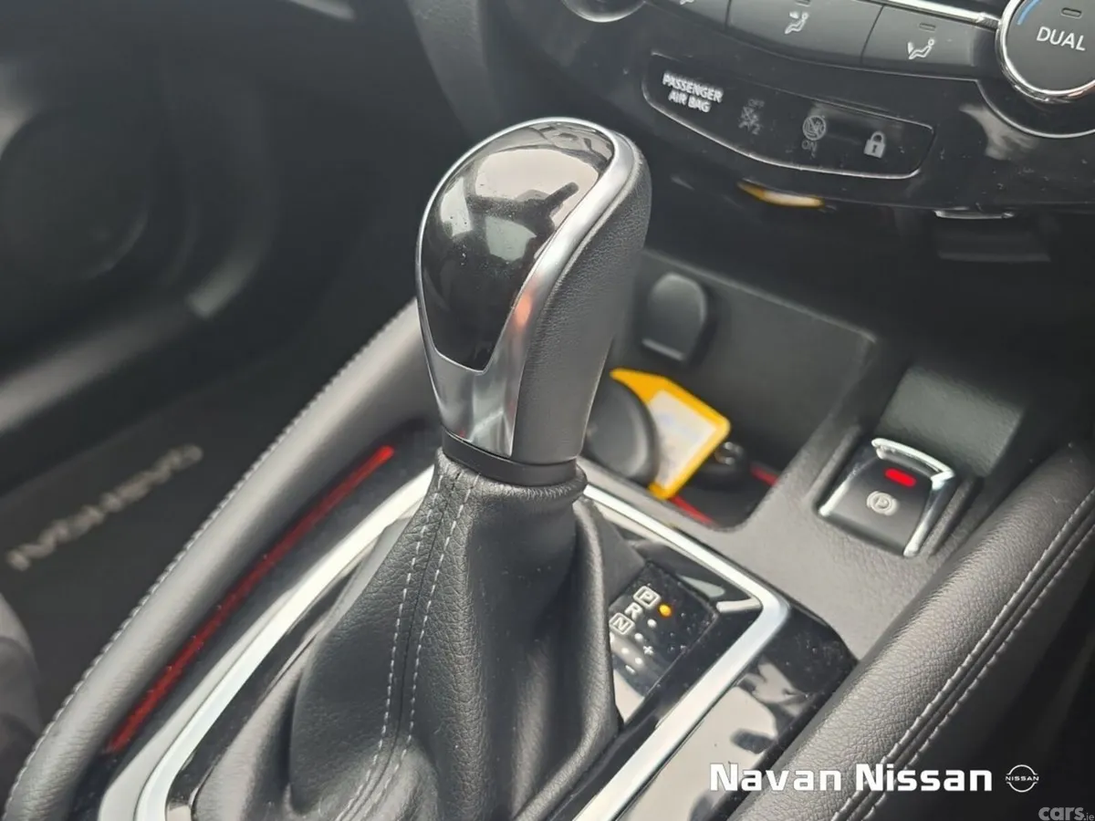 Nissan Qashqai MPV, Diesel, 2019, White