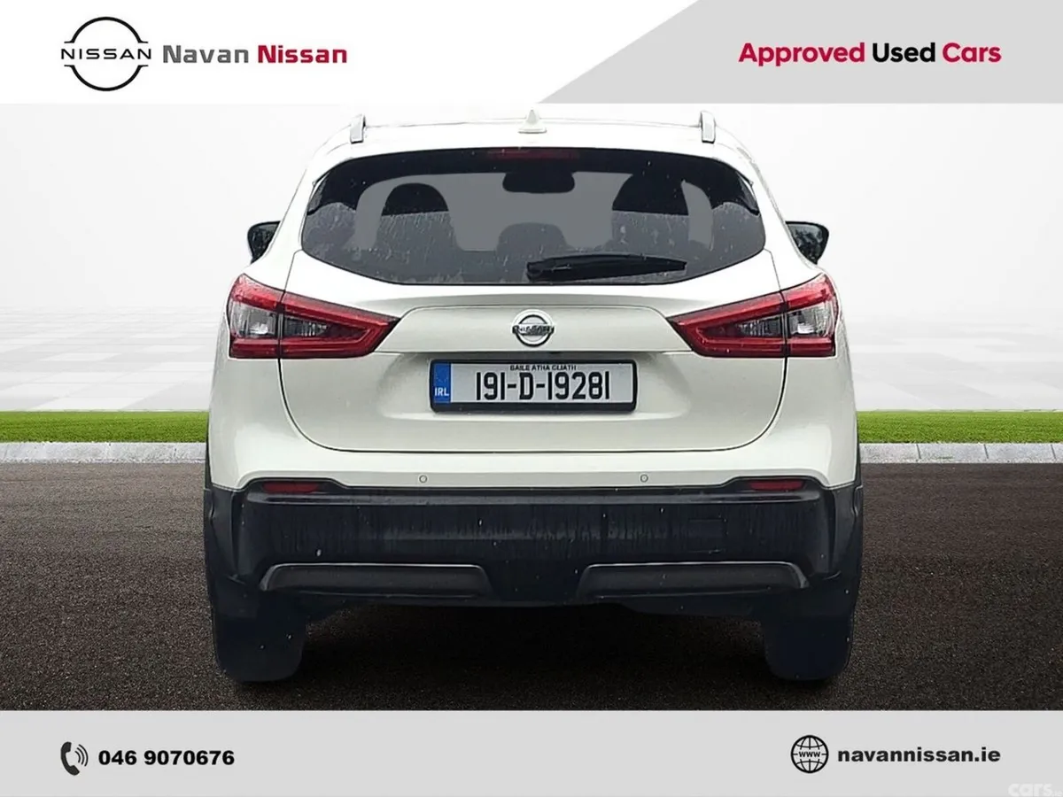 Nissan Qashqai MPV, Diesel, 2019, White