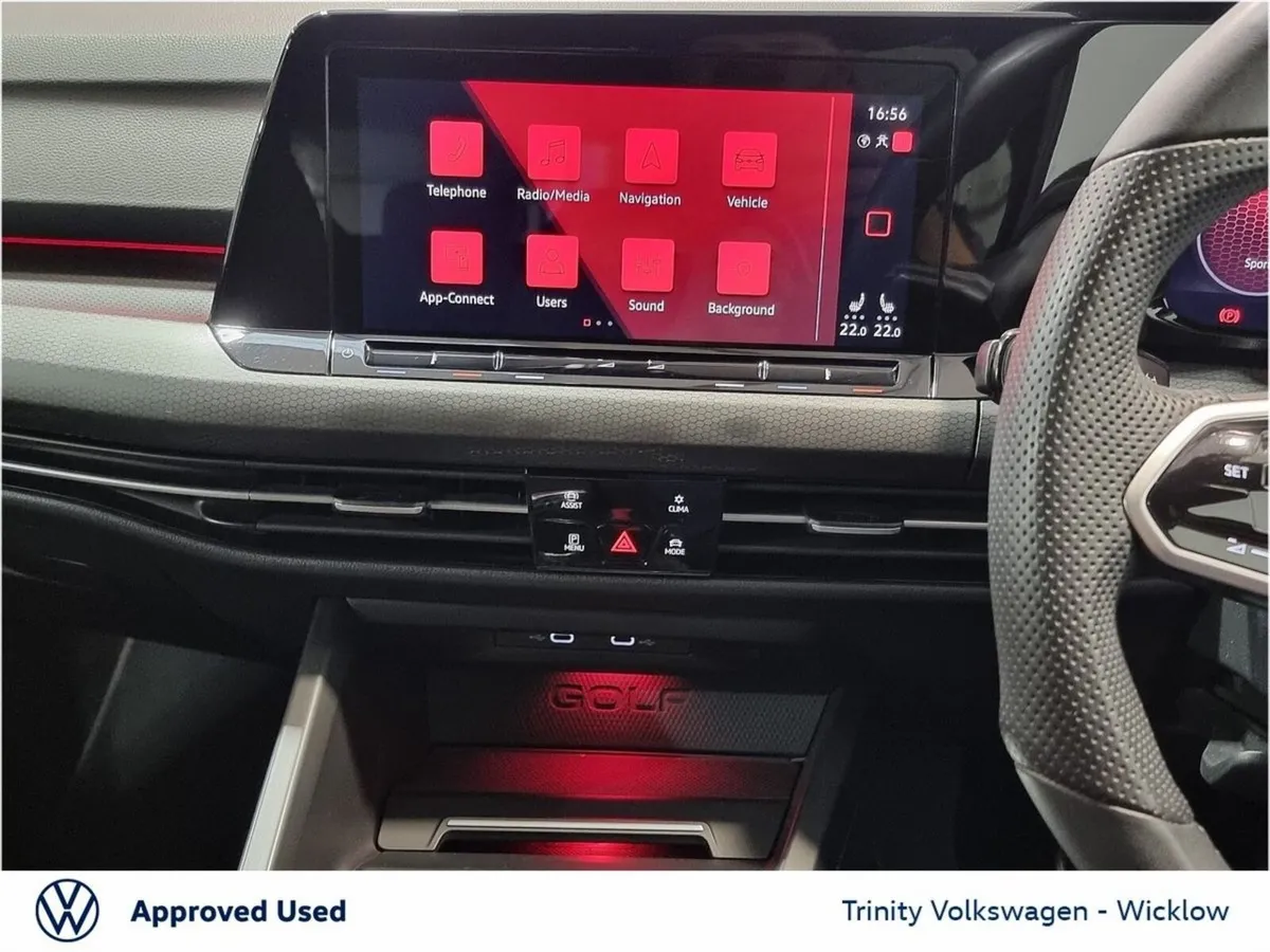 Volkswagen Golf Estate, Petrol, 2021, Red