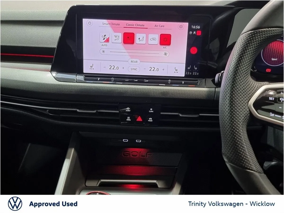 Volkswagen Golf Estate, Petrol, 2021, Red