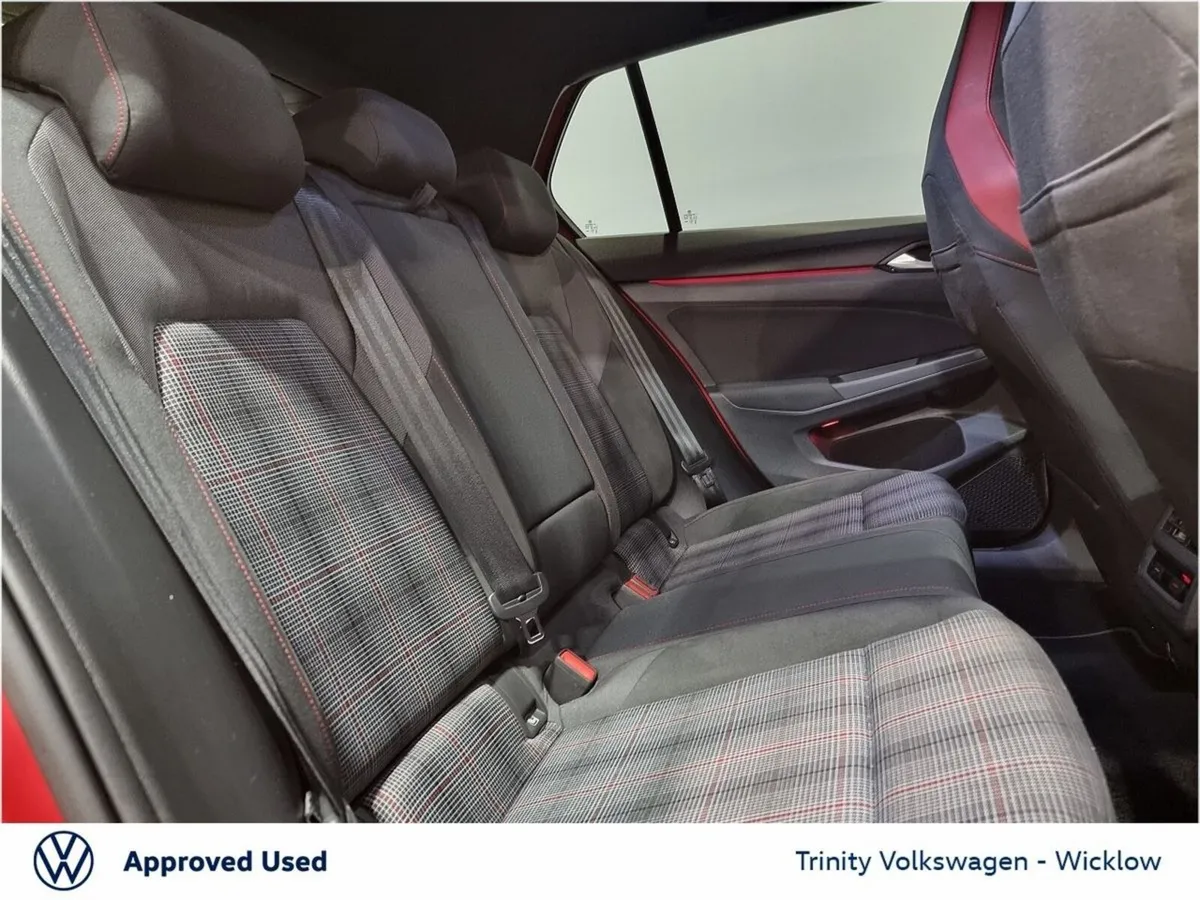 Volkswagen Golf Estate, Petrol, 2021, Red