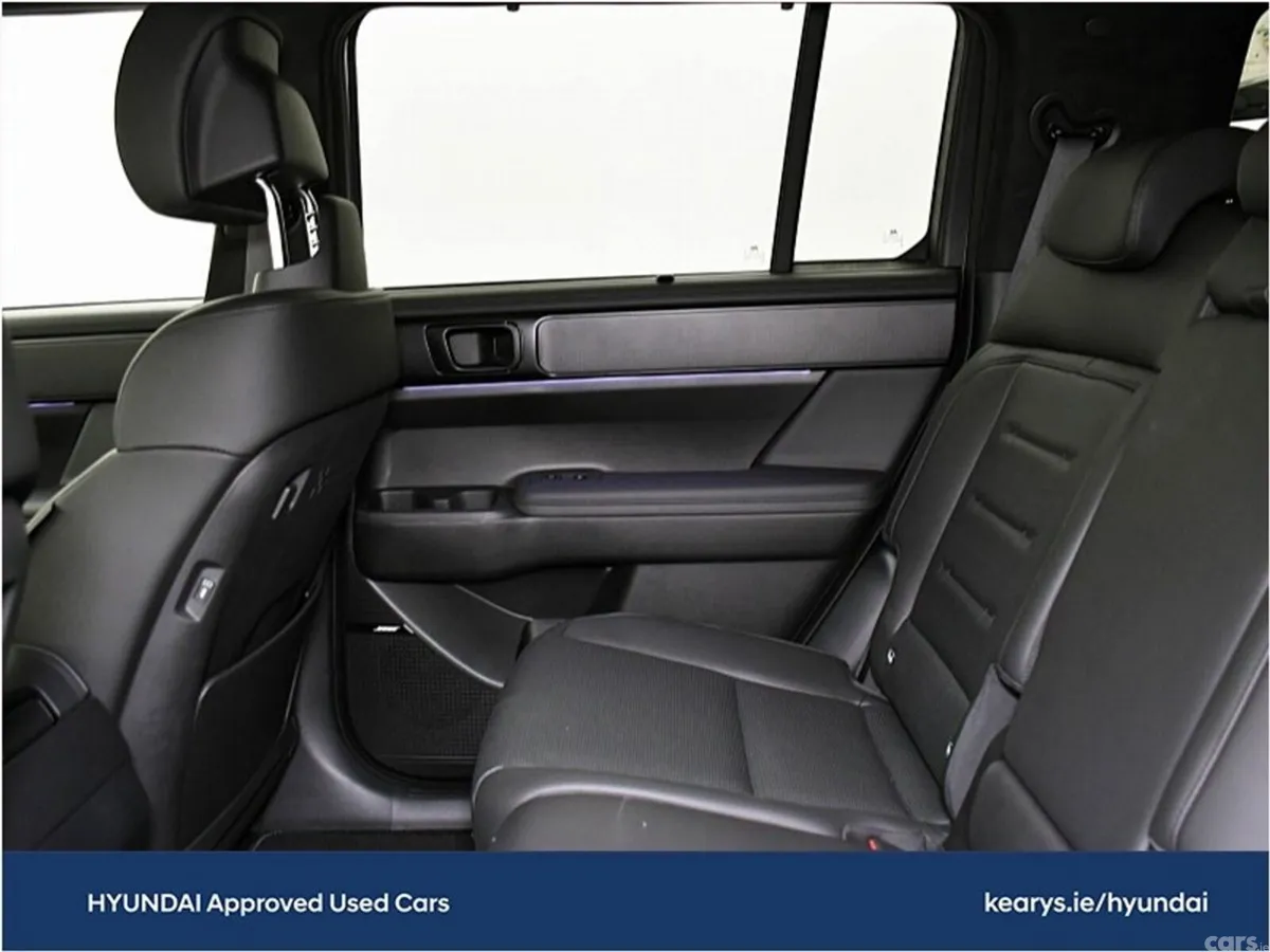 Hyundai Santa Fe SUV, Petrol Plug-in Hybrid, 2026, White