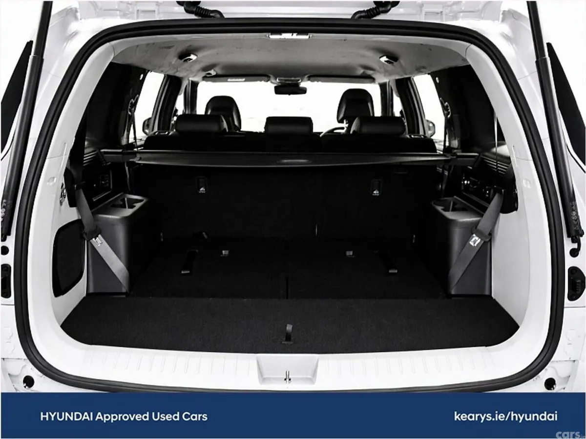 Hyundai Santa Fe SUV, Petrol Plug-in Hybrid, 2026, White