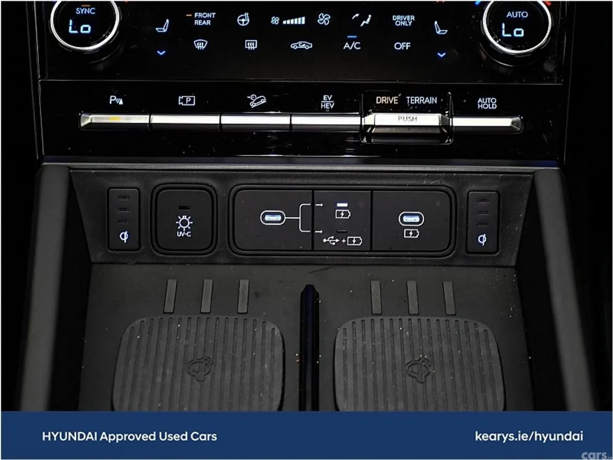 Hyundai Santa Fe SUV, Petrol Plug-in Hybrid, 2026, White