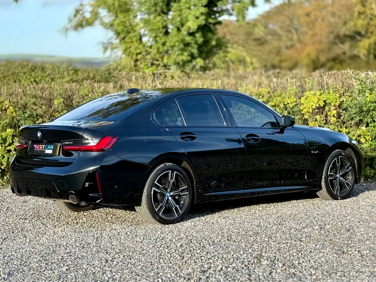 BMW 3-Series Saloon, Petrol Hybrid, 2023, Black