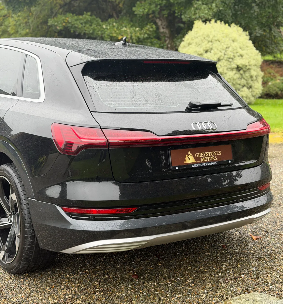 Audi e-tron SUV, Electric, 2020, Black