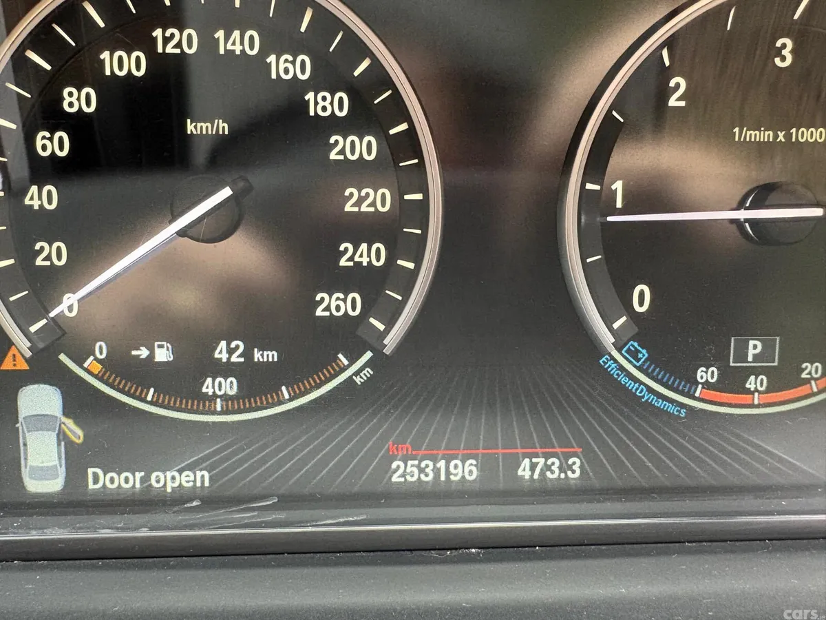 BMW 5-Series Saloon, Diesel, 2014, Grey