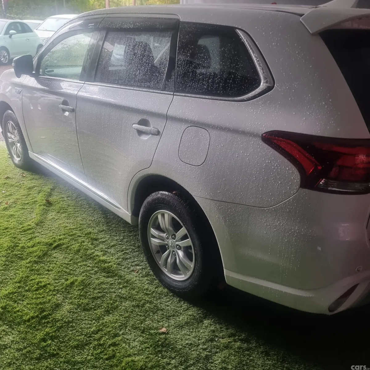 Mitsubishi Outlander SUV, Petrol Plug-in Hybrid, 2020, White