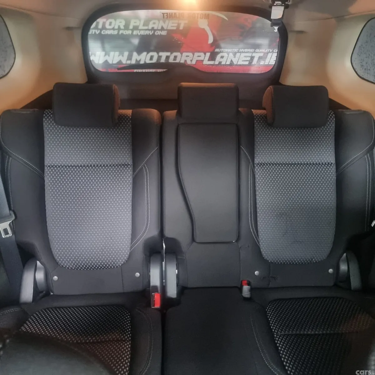 Mitsubishi Outlander SUV, Petrol Plug-in Hybrid, 2020, White