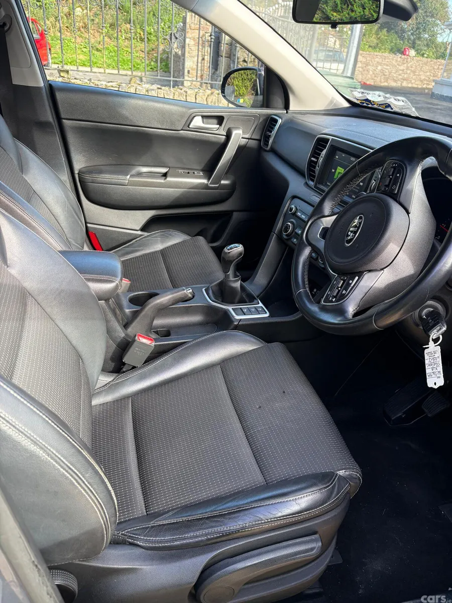 Kia Sportage SUV, Diesel, 2016, Blue