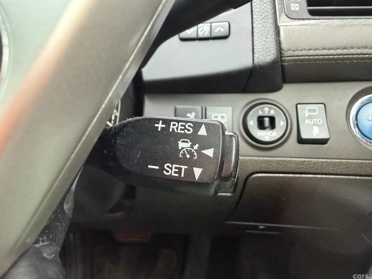 Toyota Crown Saloon, Petrol Hybrid, 2011, Black