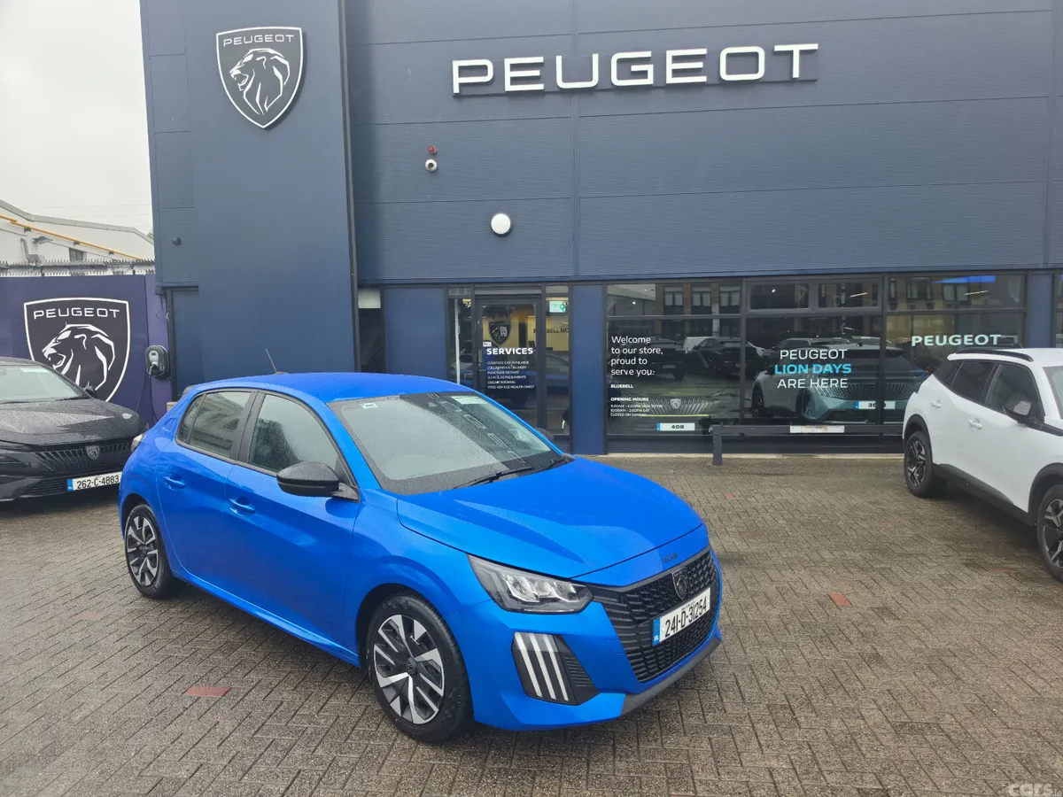 Peugeot 208 Hatchback, Petrol, 2024, Blue
