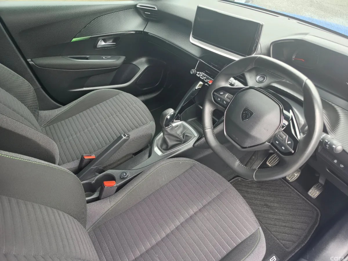 Peugeot 208 Hatchback, Petrol, 2024, Blue