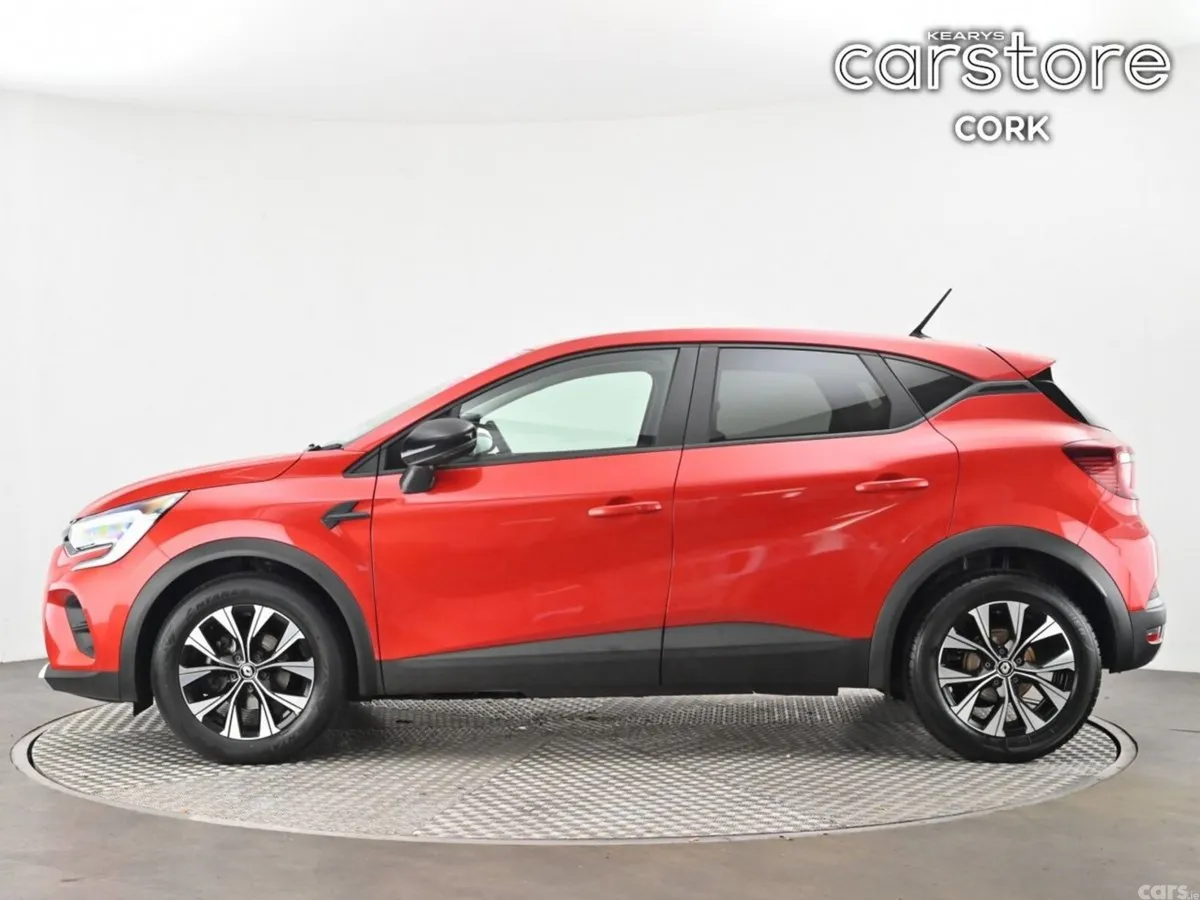 Renault Captur Hatchback, Petrol, 2024, Red