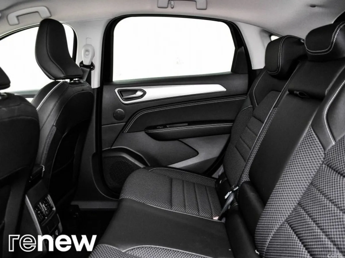 Renault Arkana Hatchback, Petrol, 2023, Black