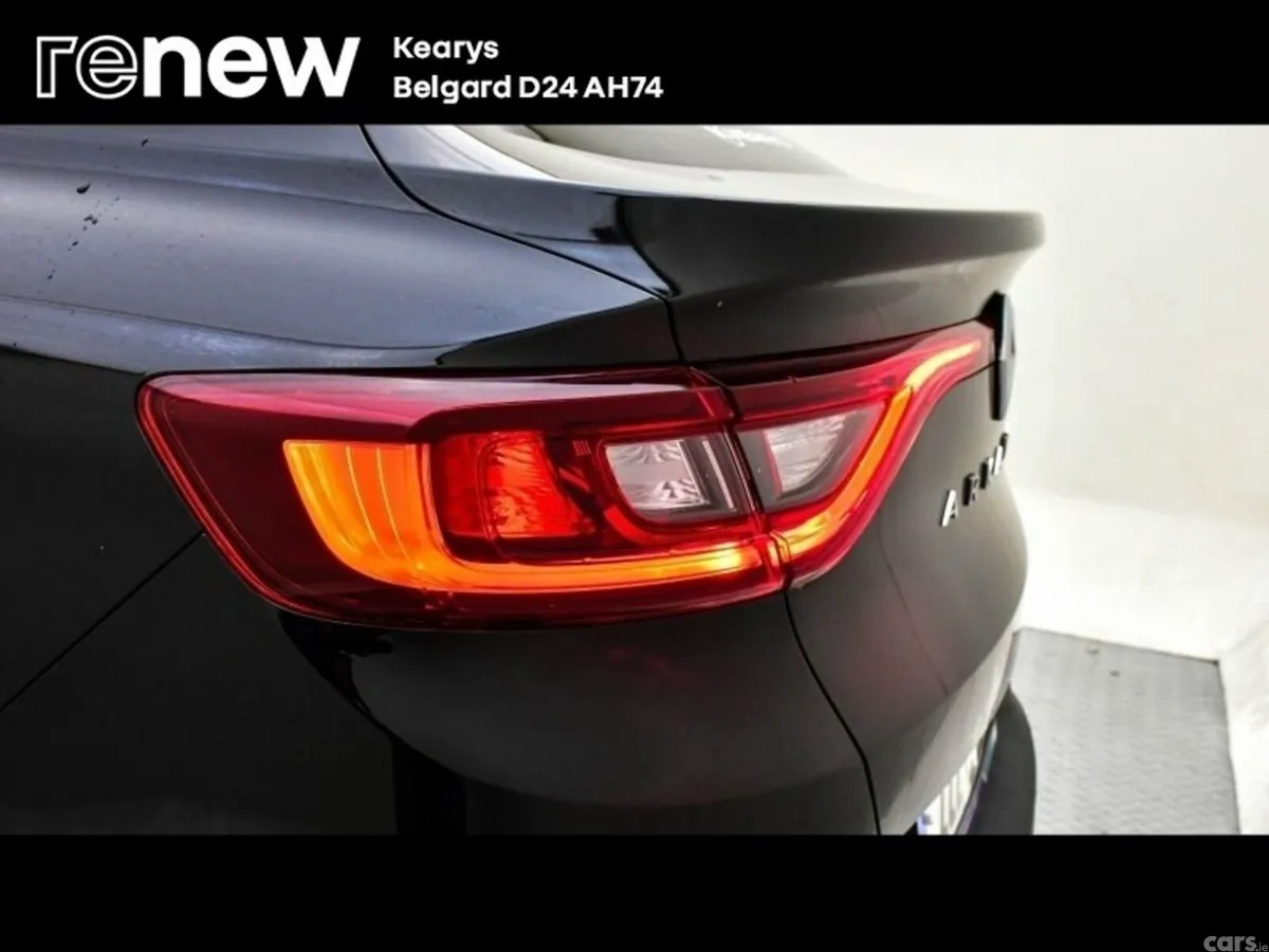 Renault Arkana Hatchback, Petrol, 2023, Black