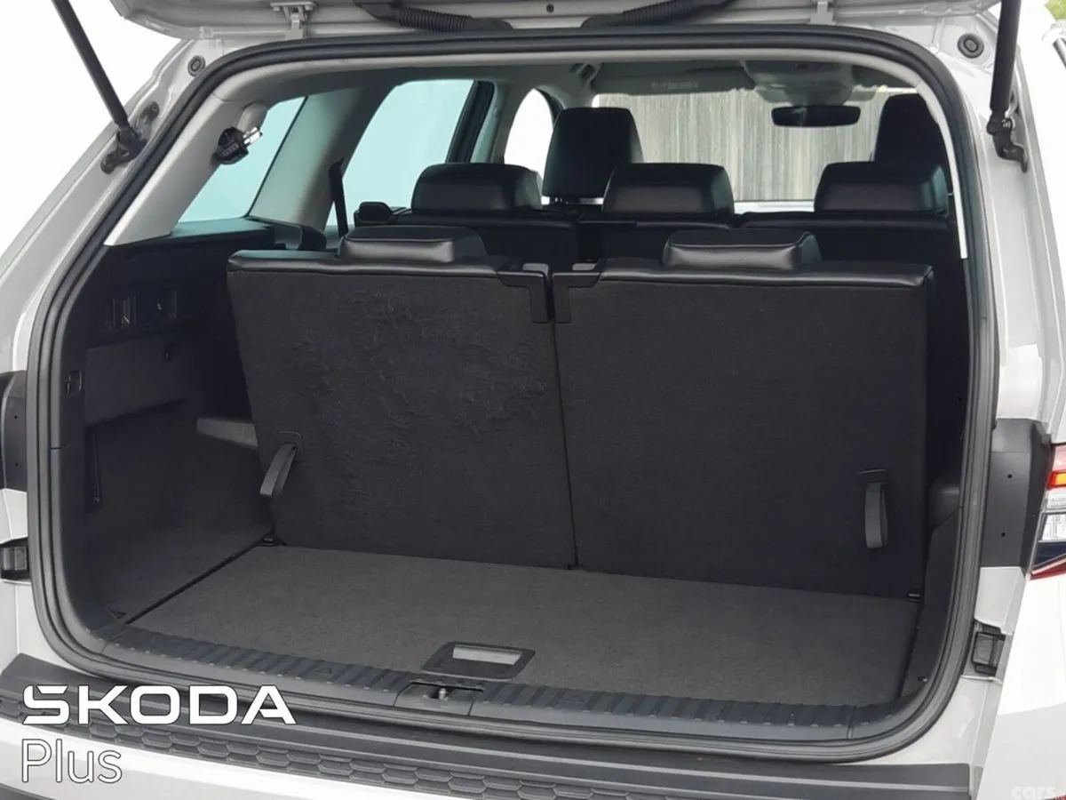Skoda Kodiaq MPV, Diesel, 2023, Grey