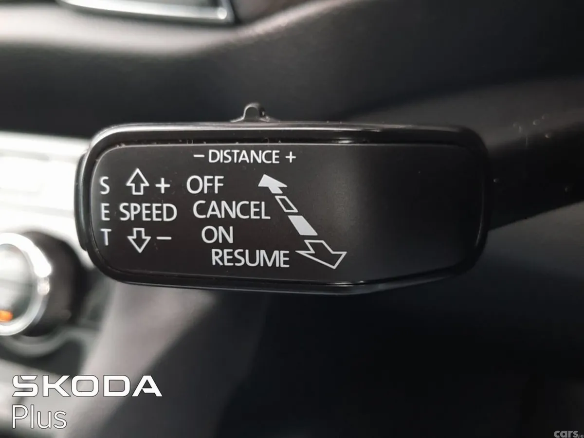 Skoda Kodiaq MPV, Diesel, 2023, Grey