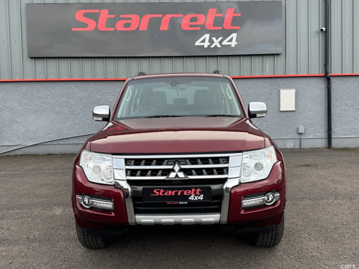 Mitsubishi Shogun SUV, Diesel, 2017, Red
