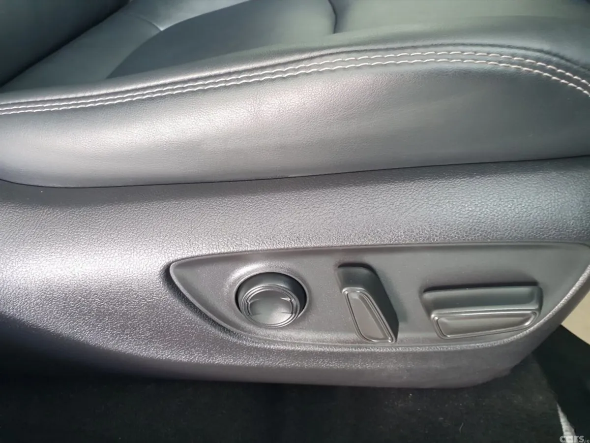 Toyota RAV4 SUV, Petrol Hybrid, 2023, Grey