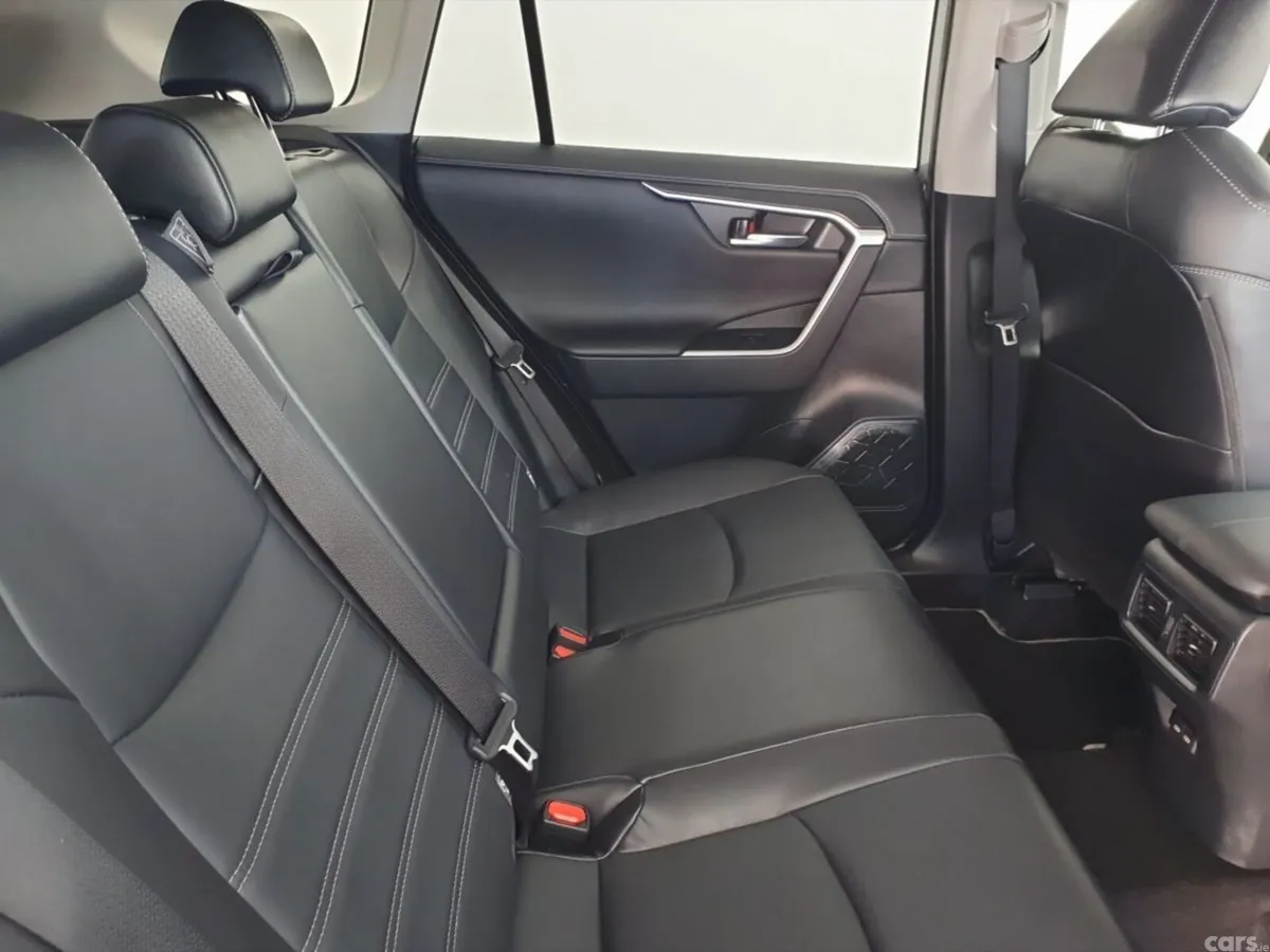 Toyota RAV4 SUV, Petrol Hybrid, 2023, Grey