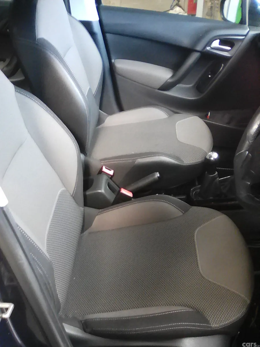 Citroen C3 Hatchback, Petrol, 2013, Blue