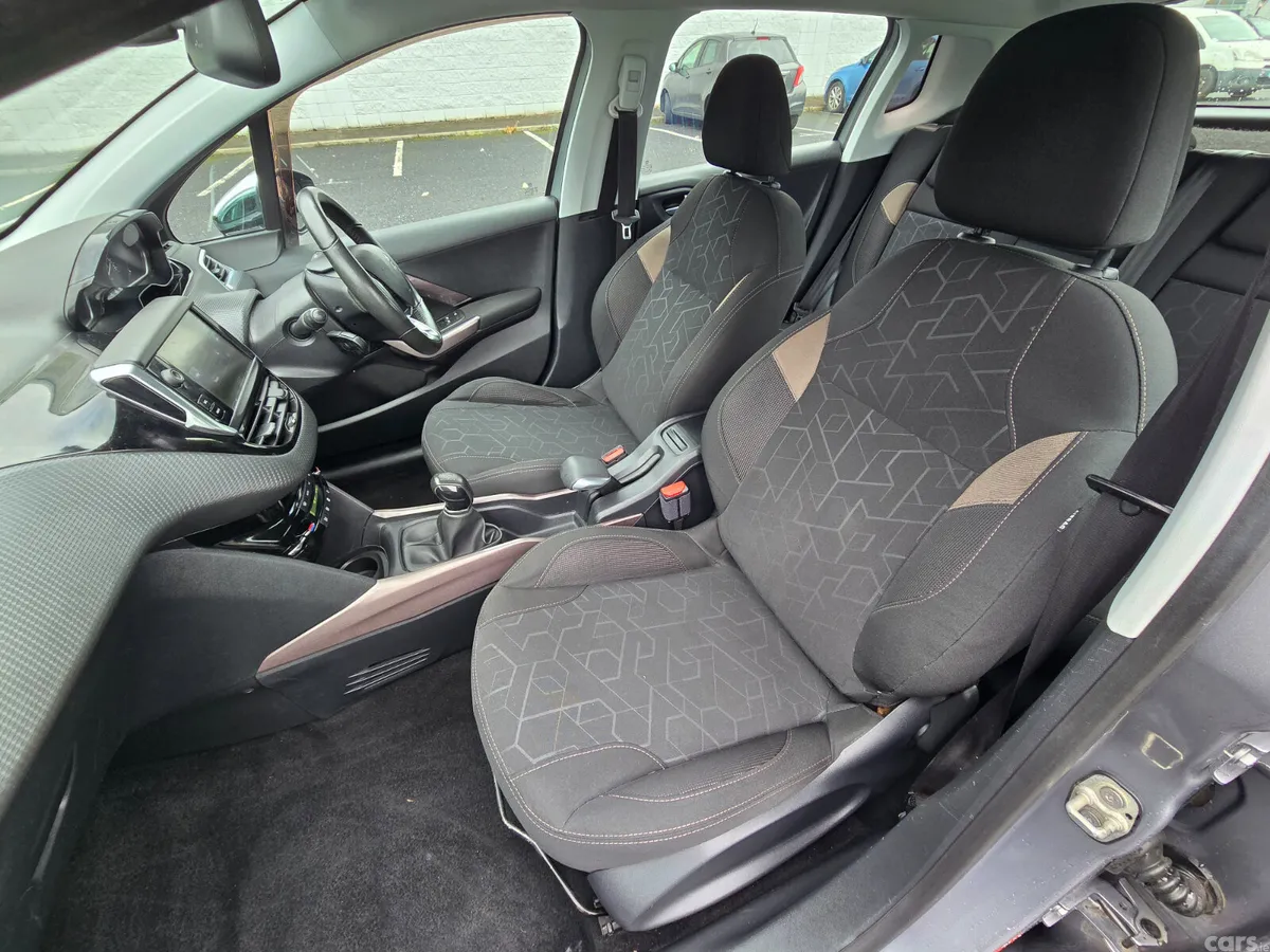 Peugeot 2008 SUV, Diesel, 2016, Grey