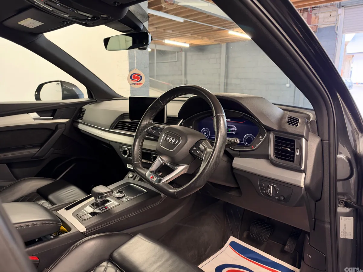 Audi Q5 SUV, Petrol Hybrid, 2020, Grey