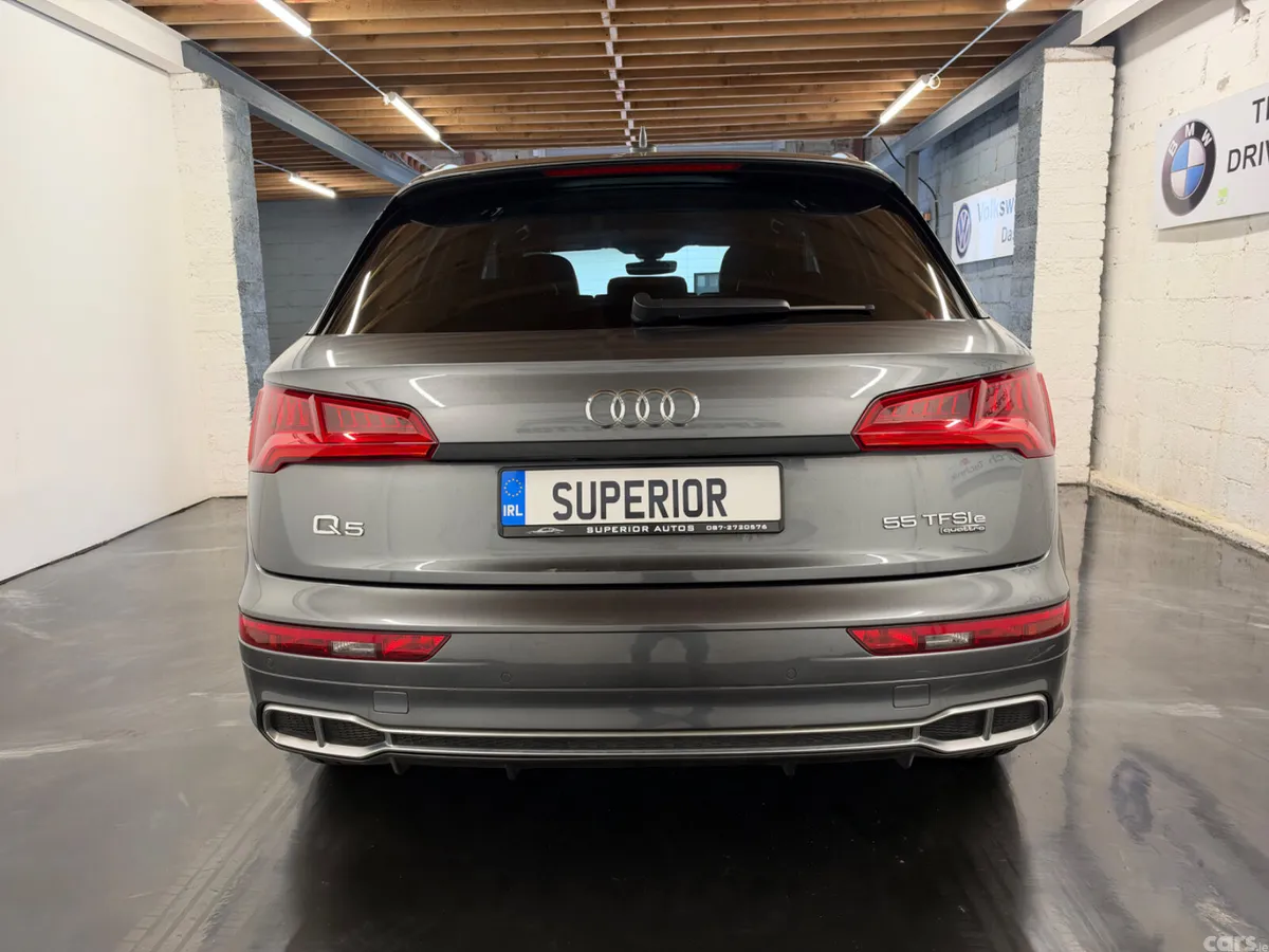 Audi Q5 SUV, Petrol Hybrid, 2020, Grey